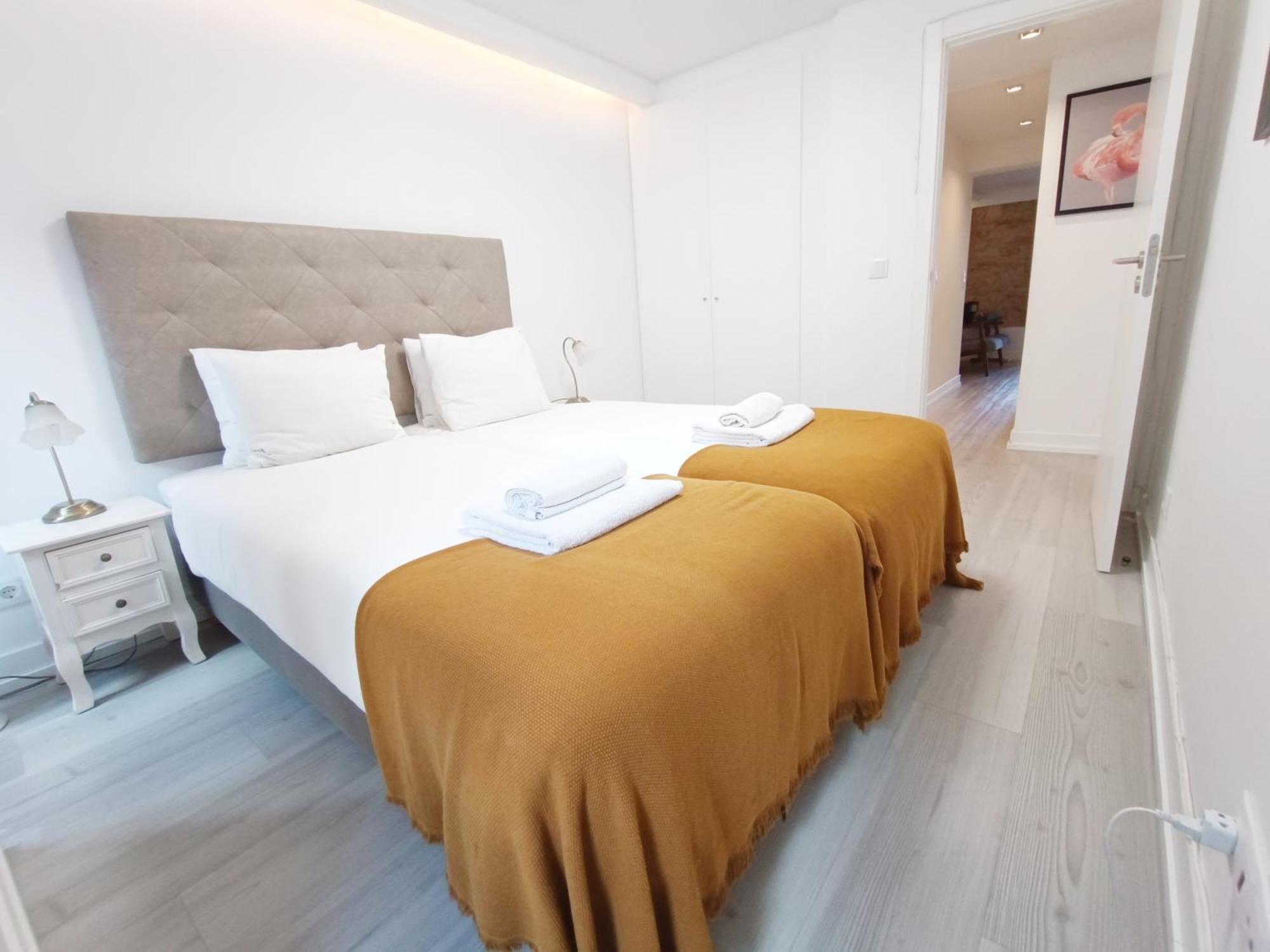 Lisbon Center Quiet Apartment-Lapa Lisbona Esterno foto