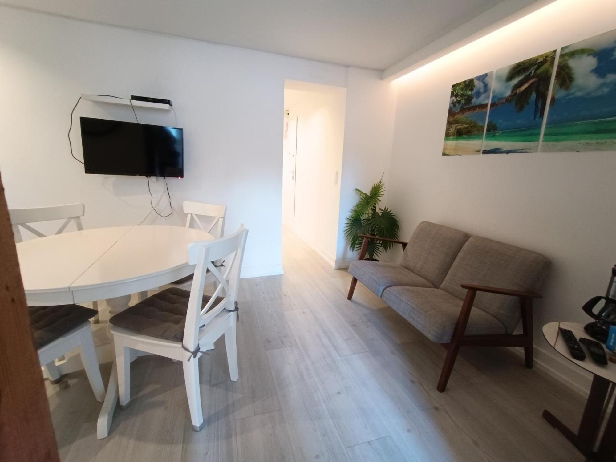 Lisbon Center Quiet Apartment-Lapa Lisbona Esterno foto