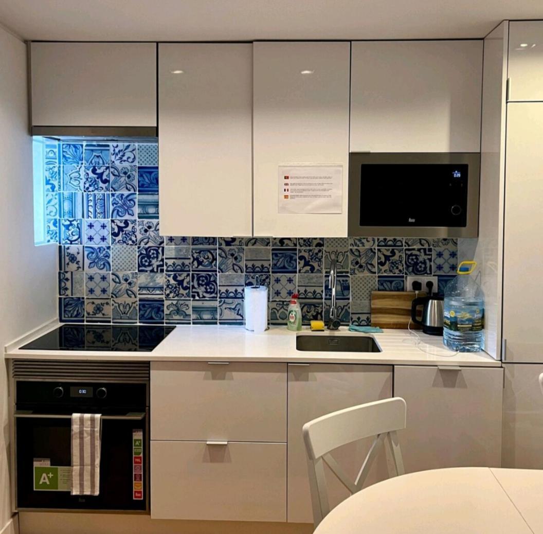 Lisbon Center Quiet Apartment-Lapa Lisbona Esterno foto