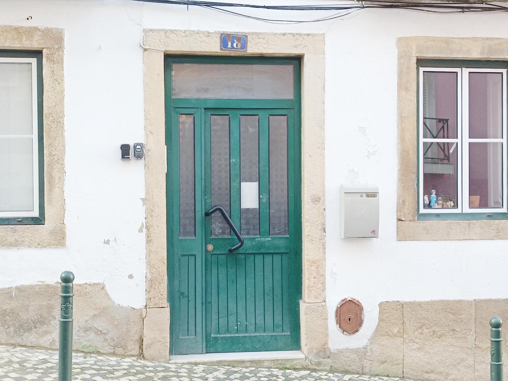 Lisbon Center Quiet Apartment-Lapa Lisbona Esterno foto