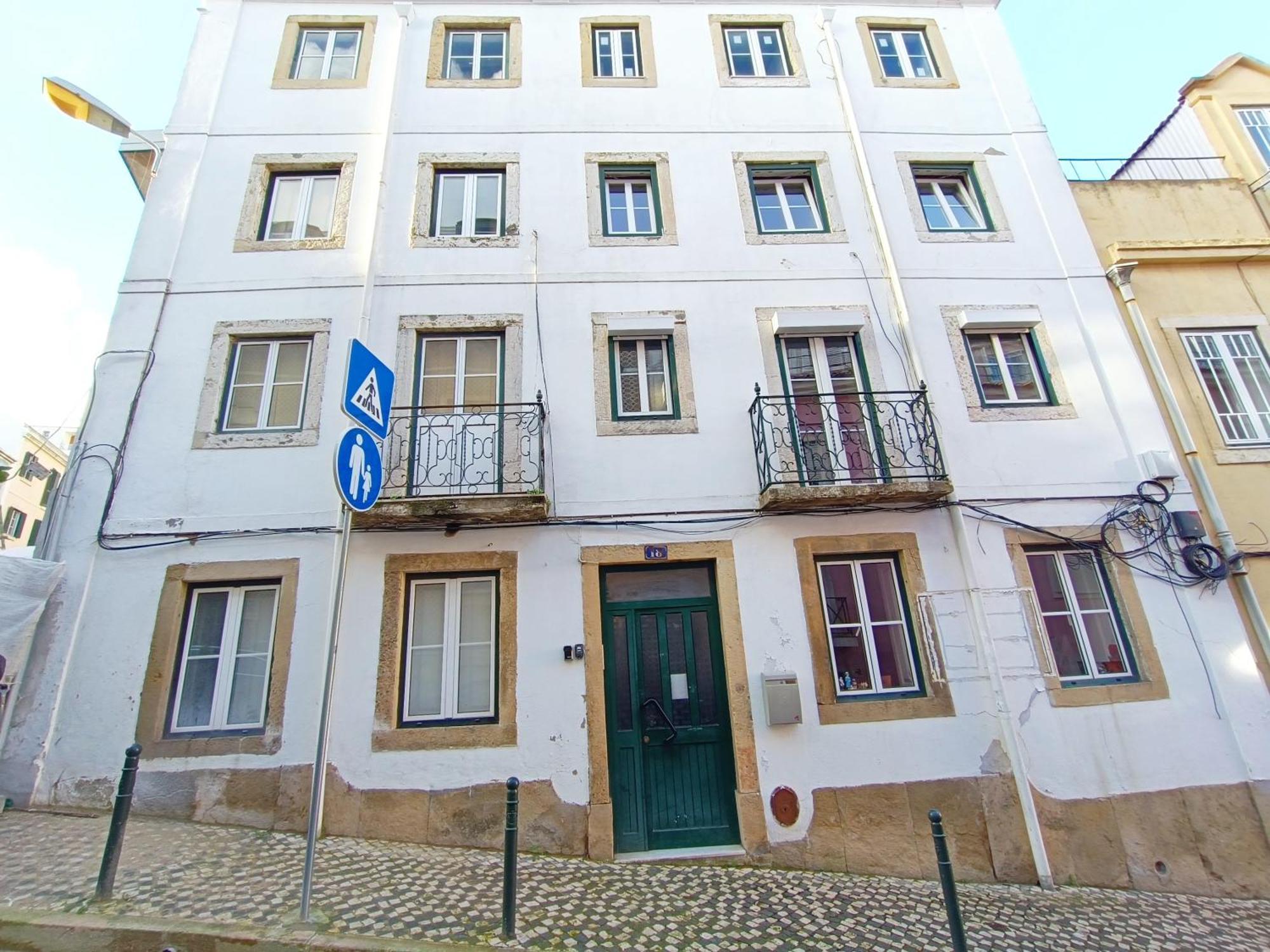 Lisbon Center Quiet Apartment-Lapa Lisbona Esterno foto